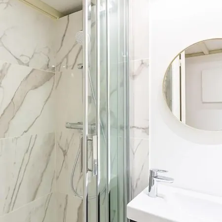 Pretty Duplex Near The Miroir D'eau * Μπορντό
